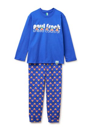 Blaues langärmliges Kindershirt mit Paul Frank Schriftzug und Affengesichtern, kombiniert mit passenden blauen Hosen, die mit bunten Affengesichtsmustern bedeckt sind.