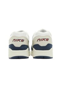 Nike Sportswear AIR MAX  - Sneakers - white porcelain blue avio