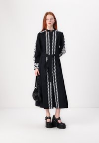 YAS YASYAMINA LONG SHIRT DRESS  - Marškininė suknelė - black