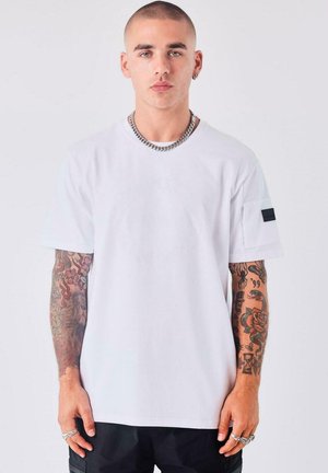 Camiseta básica - blanco