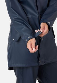Swedemount VÄDERÖARNA - Regnjacka - navy