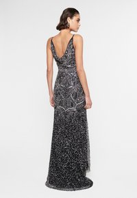 BEAUUT SEQUINS - Společenské šaty - black