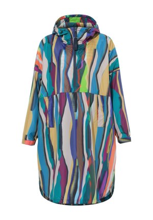 Vícebarevný pláštěnkový kabát s dlouhými rukávy a kapucí, se svislými abstraktními pruhy v modré, zelené, fialové, béžové a oranžové barvě, s předním zipem a kapsami.
