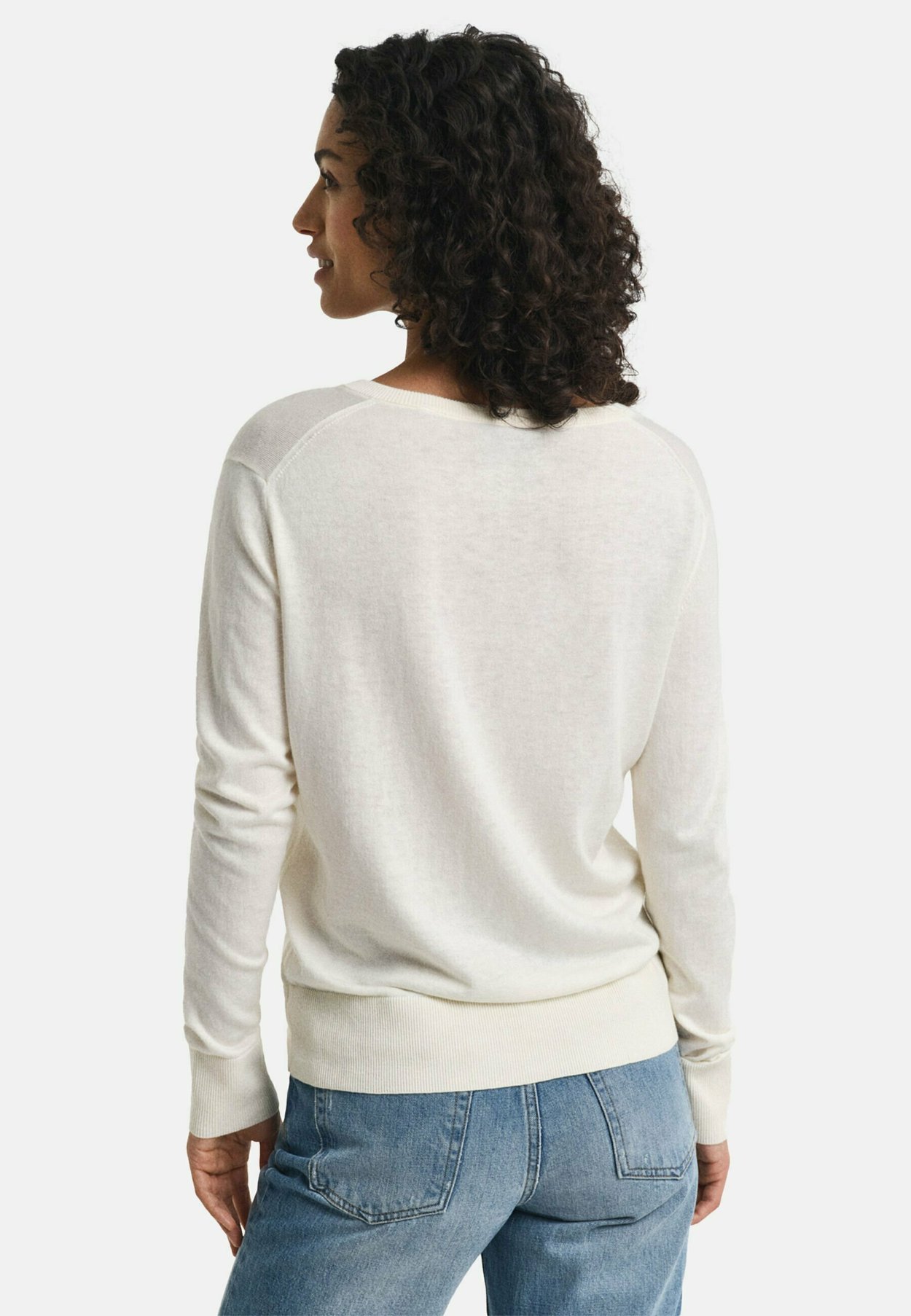 V-NECK