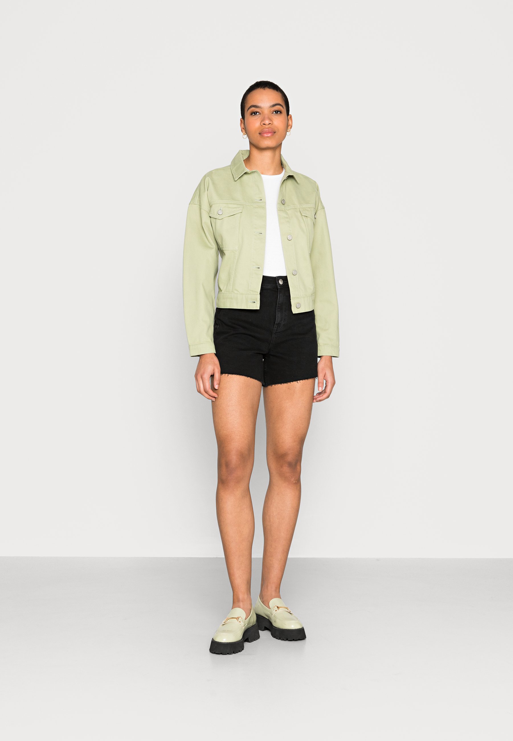 Spencer MOM - Denim shorts - black 