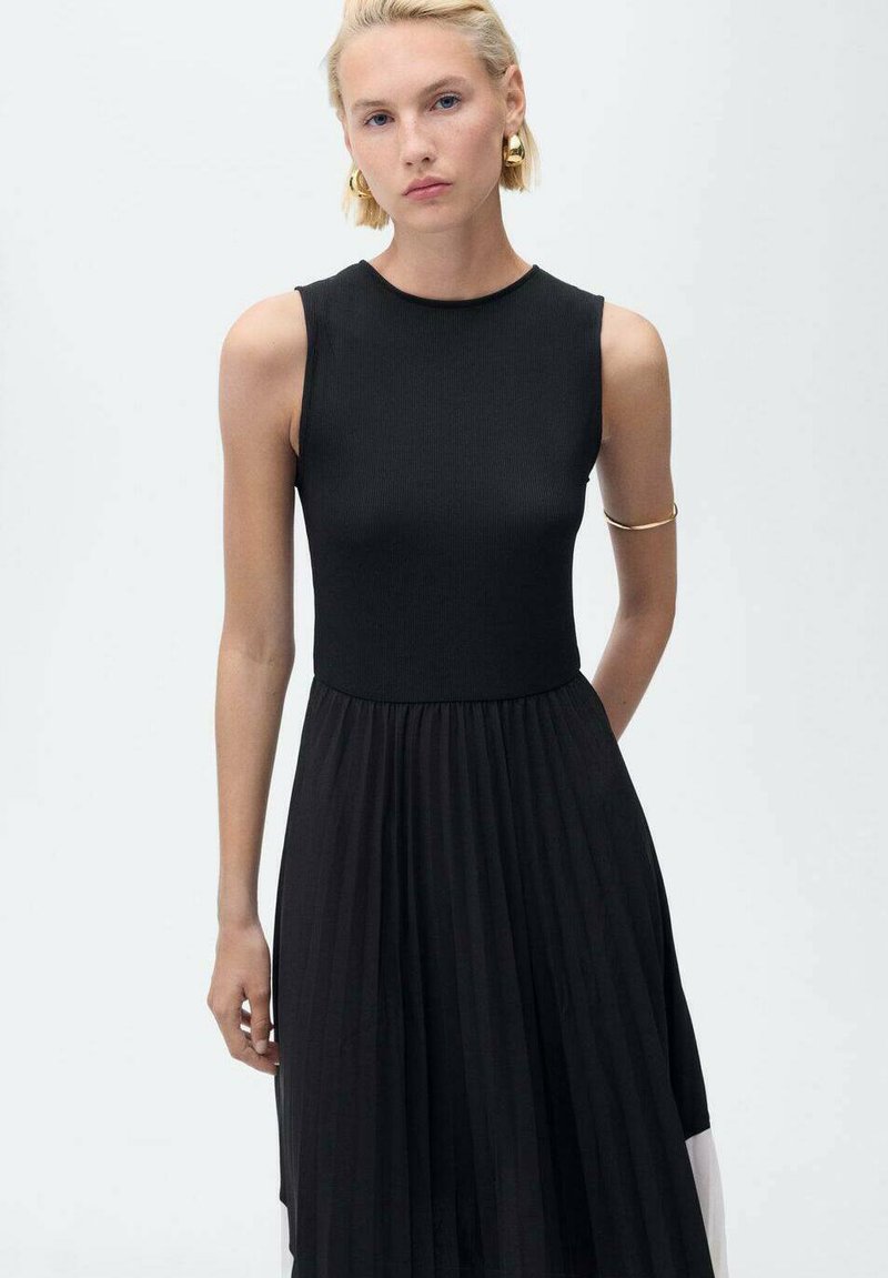 Mango Jersey dress - black - Zalando
