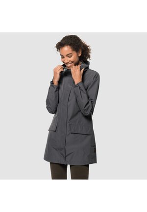 | women at Jack ZALANDO wardrobe must-have Wolfskin for your are a for coats