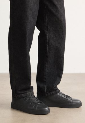 Sneakers hoog - black