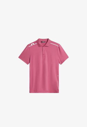 Rosa Poloshirt mit klassischem Kragen, kurzen Ärmeln, weißen Akzenten auf der Schulter und Logodetail an der Seite. Glattes, leichtes Material.