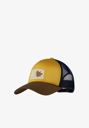 Gorra trucker amarilla y marrón con parte trasera de malla azul marino, parche "live more now" y correa ajustable en la parte trasera.