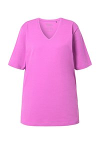Unselected, cool pink