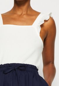 Anna Field Top - white