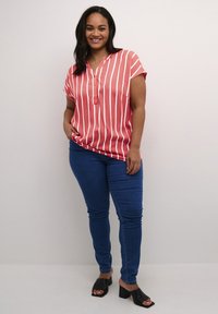 Kaffe Curve KCSIDA - Bluse - cayenne chalk stripe
