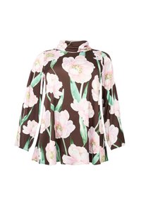 Bruine lange mouwen coltrui met grote roze en witte bloemenprint en groene bladeren, losse pasvorm en zachte stof.