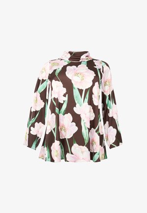 Brun langærmet turtleneck-bluse med stort rosa og hvidt blomstermotiv og grønne blade, løs pasform og blødt stof.