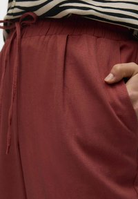 Vero Moda VMJESMILO koniakowy