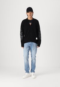 Edwin TATSU CARDIGAN UNISEX - Cardigan - black