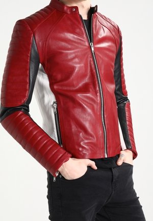 Veste en cuir - red