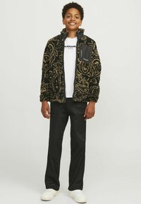 Jack & Jones Junior LOGO - Triko s potiskem - bright white