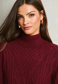 Lipsy PETITE FIT - CABLE COWL  - Kampsunkleit - red