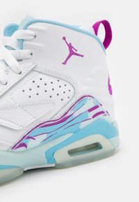 Jordan JUMPMAN MVP - Basketballsko - white/hyper violet/glacier blue/aquarius blue