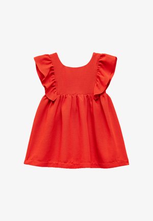 Rotes Baumwollkleid mit kurzen Rüschensäumen, rundem Ausschnitt und plissiertem Rock. Einfaches Design, glatte Textur und einfarbig.