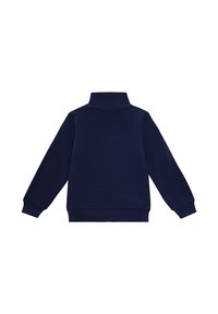 Granatowa bluza z wysokim kołnierzem, długimi rękawami, ściągaczami na mankietach i gładką fakturą. Brak widocznych wzorów lub elementów metalowych.