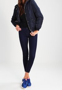 New Look Vaqueros pitillo - blue