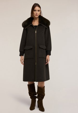 CON COLLO REMOVIBILE - Cappotto classico - verde militare