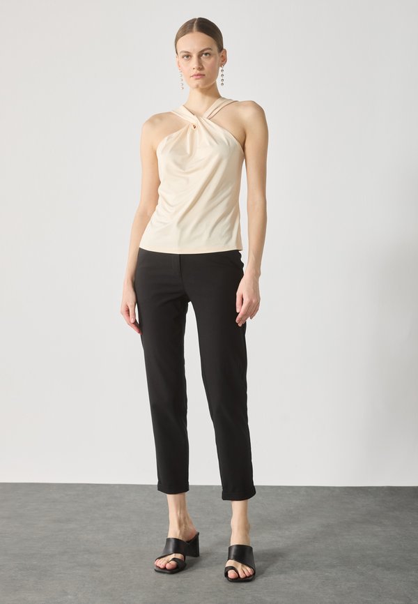 CHINO TROUSERS - Trousers3