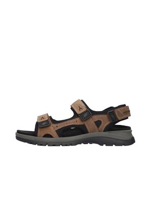 Bruine leren en zwarte stoffen sandaal met verstelbare bandjes, open teen en een gestructureerde rubberen zool. Voorzien van verstevigde stiksels en hardware-accenten.