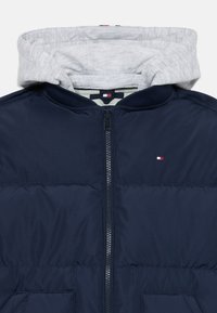 Tommy Hilfiger FLAG JACKET - Zimná bunda - dark night navy