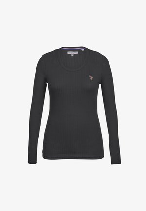 Melnas garo piedurkņu ribota blūze ar apaļu kakla izgriezumu, kurai ir neliels izšūts logo kreisajā krūtī un gluda tekstūra.