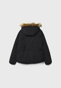 Stradivarius Vinterjakker - black