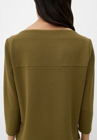 s.Oliver MIT U-BOOT-AUSSCHNITT - Sweter