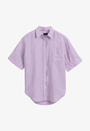 Kort mouw lichtpaars linnen overhemd met knopen, kraag en borstzak aan de voorkant, weergegeven op een witte achtergrond.