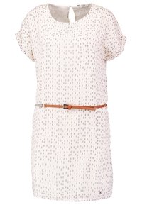 Lehká krémová šaty s diamantovým vzorem a kulatým výstřihem. Obsahuje hnědý opasek v pase a krátké, ohrnuté rukávy.
