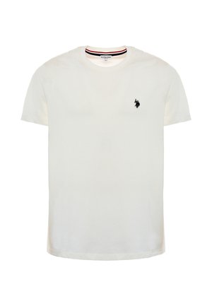 T-shirt bianco in cotone con maniche corte, scollatura rotonda e un piccolo logo di un giocatore di polo nero sul lato sinistro del petto. Design semplice, superficie liscia.