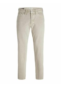 Jeans de mezclilla gris claro con corte recto, que cuentan con un cierre de botones, cinco bolsillos y detalles de costura sutil en las costuras.