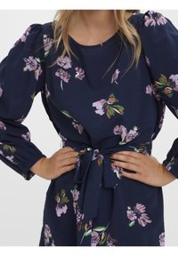 Vero Moda Vardagsklänning - dark blue