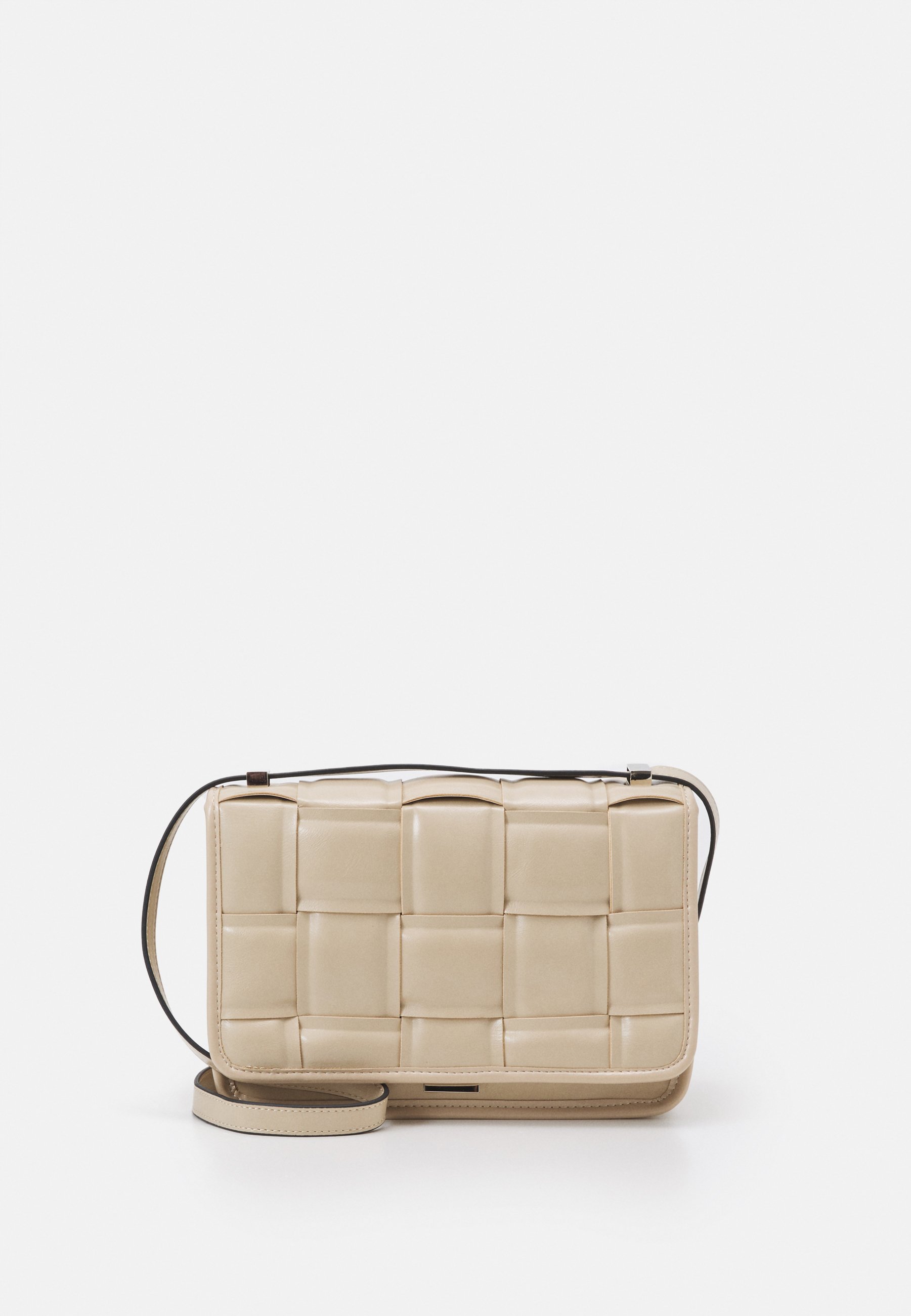 Steve Madden BMATTER - Umhängetasche - cream/offwhite - Zalando.de