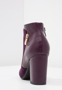 Wallis Botines bajos - dark purple
