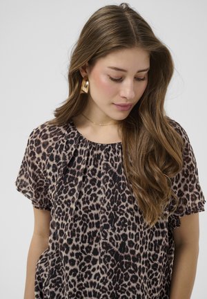 Cream, CRYUNA SHORT SLEEVE BLOUSE - Blúzka - natrual animal spots