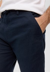 s.Oliver RELAXED FIT - Shorts - navy