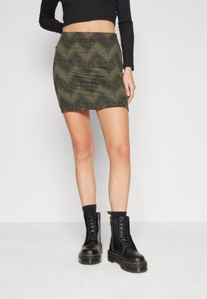 ONLY ONLTORA SKIRT - Μίνι φούστα - winter moss/black