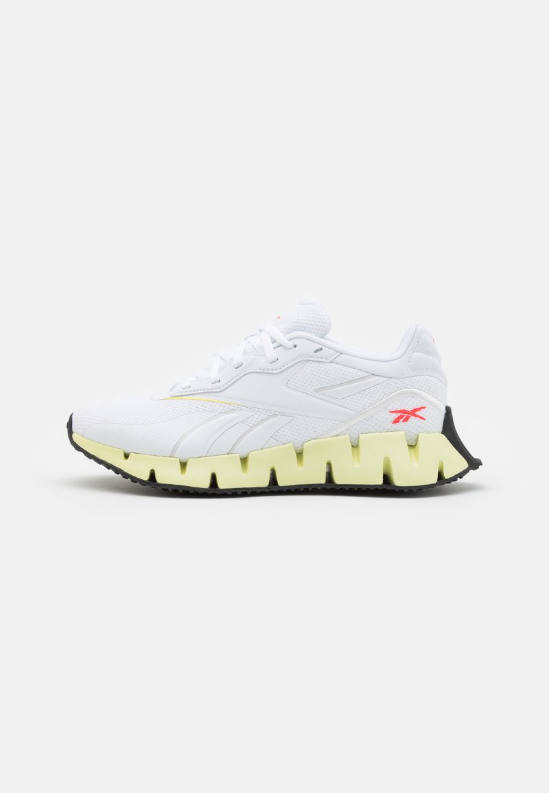 Reebok ZIG DYNAMICA 4 - Treningssko - footwear white/pure grey 1/citrus ...