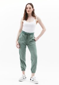OXXO JOGGER - Trainingsbroek - antik hedge green
