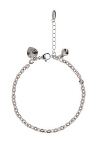 Silberne Kettenarmband mit einem Karabinerverschluss, verstellbarer Länge sowie einem kleinen Glöckchen, dekorativer Muschel und strukturierten Anhängern.