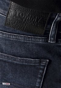 Tommy Jeans RYAN REGULAR STRAIGHT - Calças de ganga de perna direita - denim dark