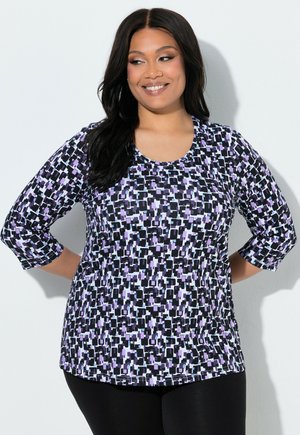 Ulla Popken, GRAPHIC PRINT 3/4 SLEEVE ROUND NECK TEE - Langærmet T-shirt - dark plum